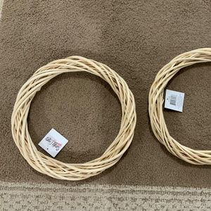 Wreath: Natural Bleached Vine Wreath